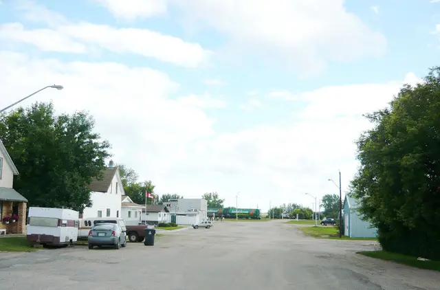 Main Street, Bethune